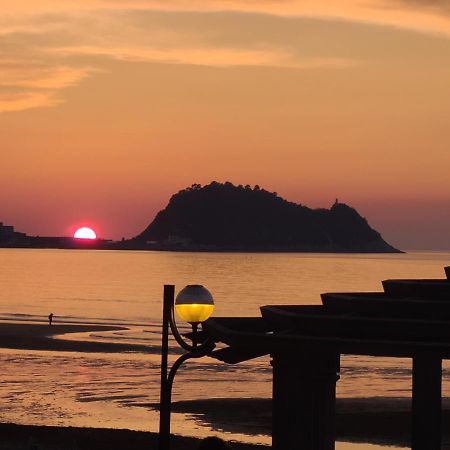 Apartamento Pilartxo Zarautz Eksteriør billede